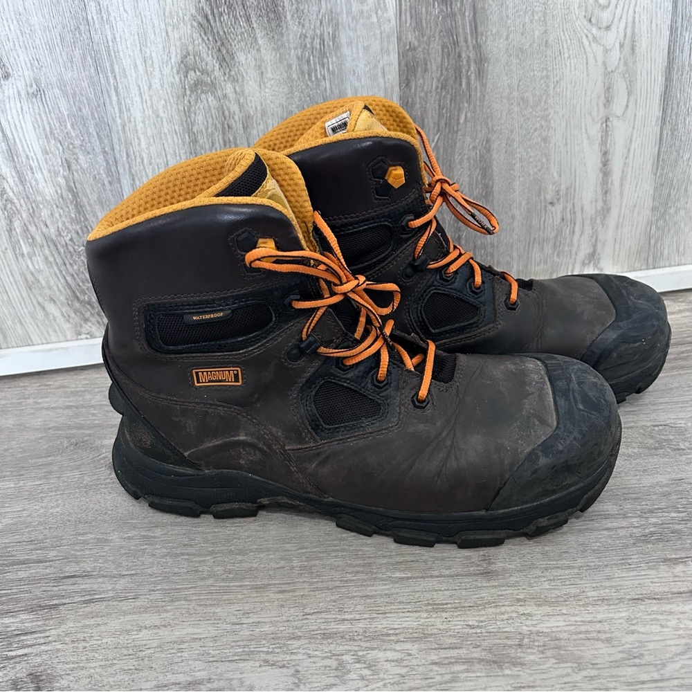 Magnum Barcelona 6.0 Safety Toe Work Boots Waterproof Men’s 10.5 Brown Orange